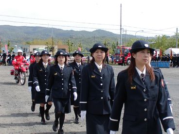 平成17年度消防団観閲式に初参加の様子