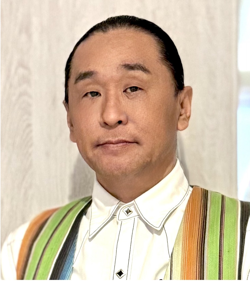 講師