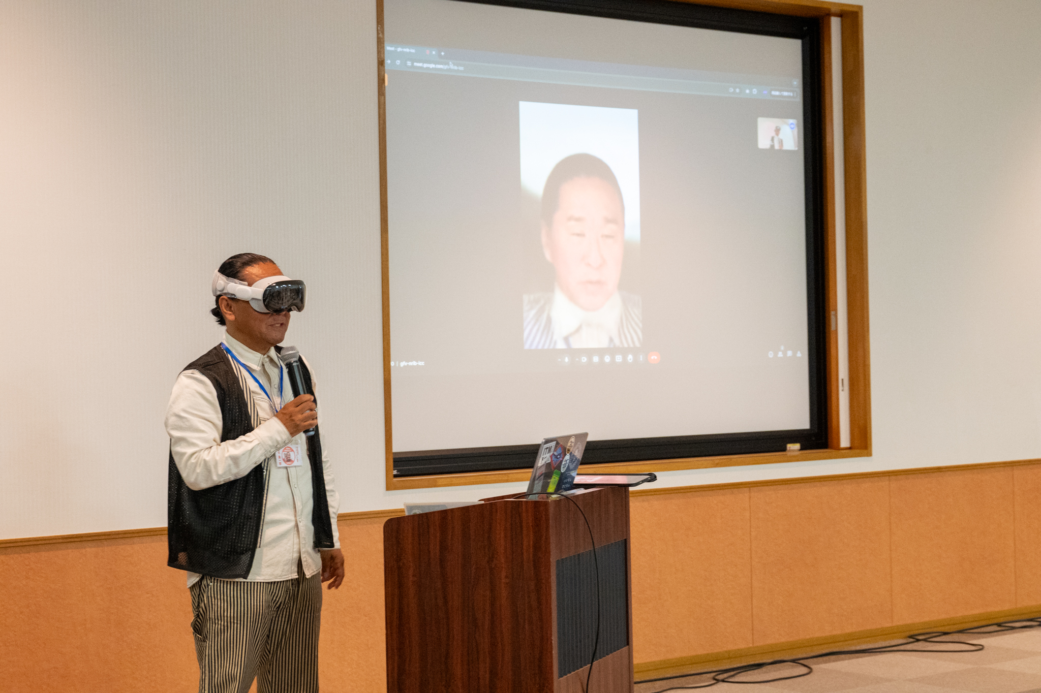 岩木氏のオープニングトーク